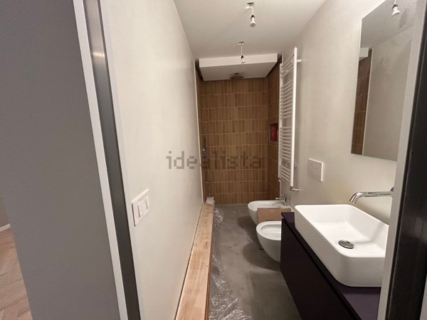 appartamento in vendita a Milano in zona XXII Marzo