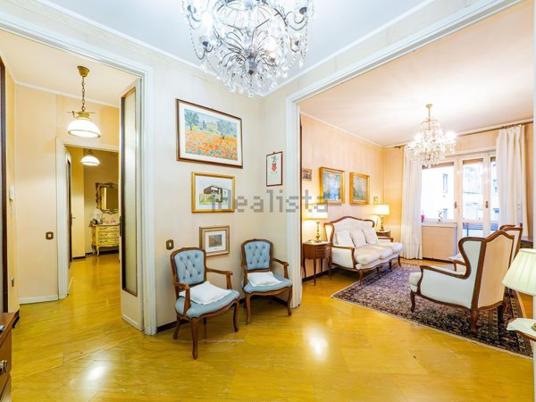 appartamento in vendita a Milano in zona Maggiolina