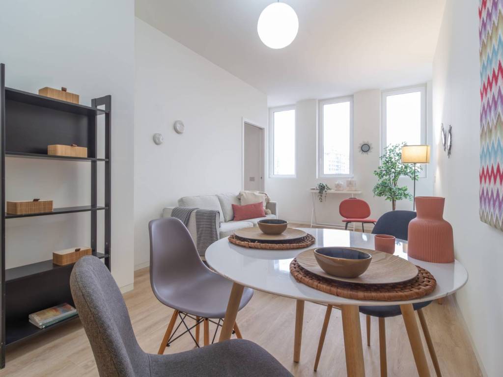 appartamento in vendita a Milano in zona Vigentino