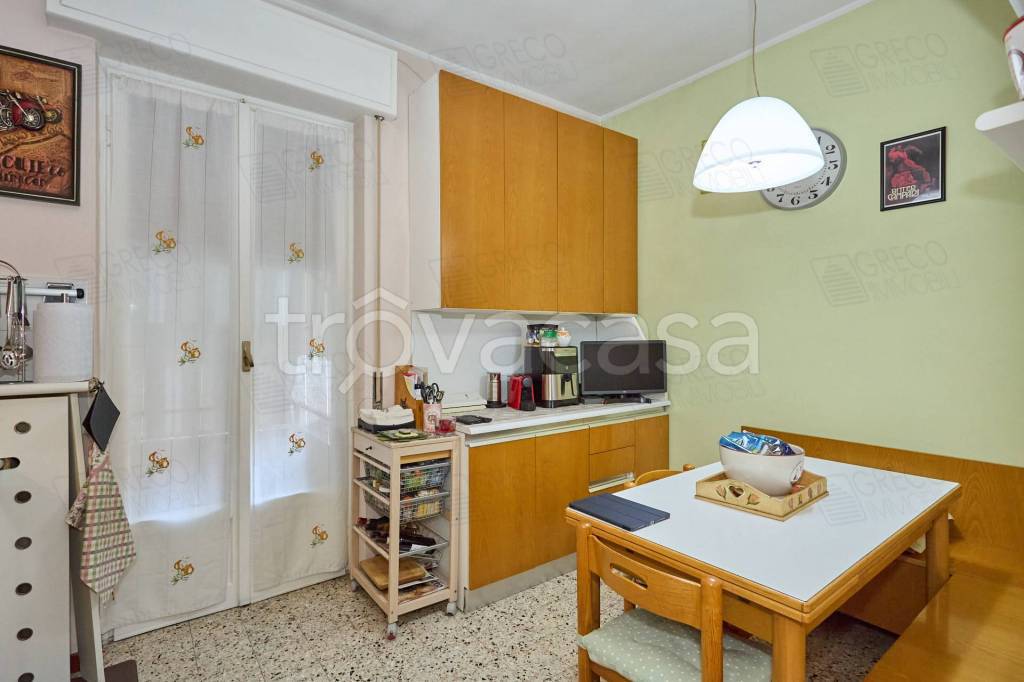 appartamento in vendita a Milano in zona Greco