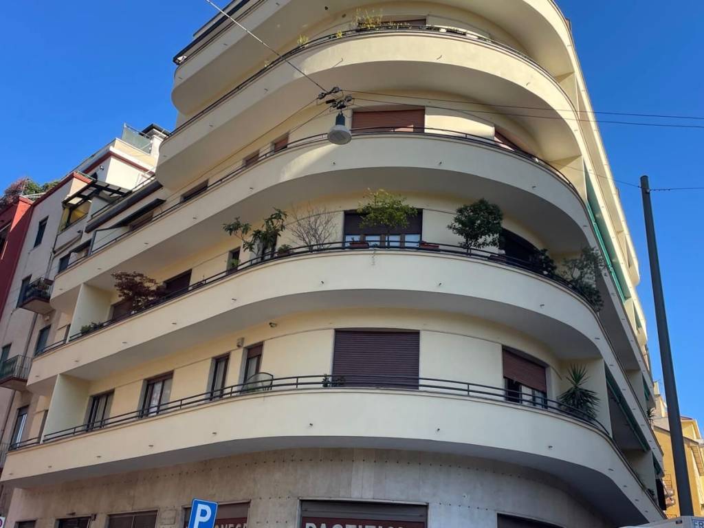 appartamento in vendita a Milano in zona Città Studi