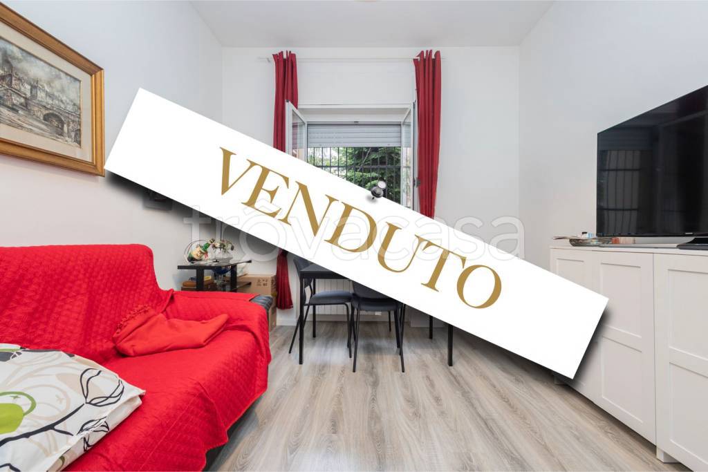 appartamento in vendita a Milano in zona Crescenzago