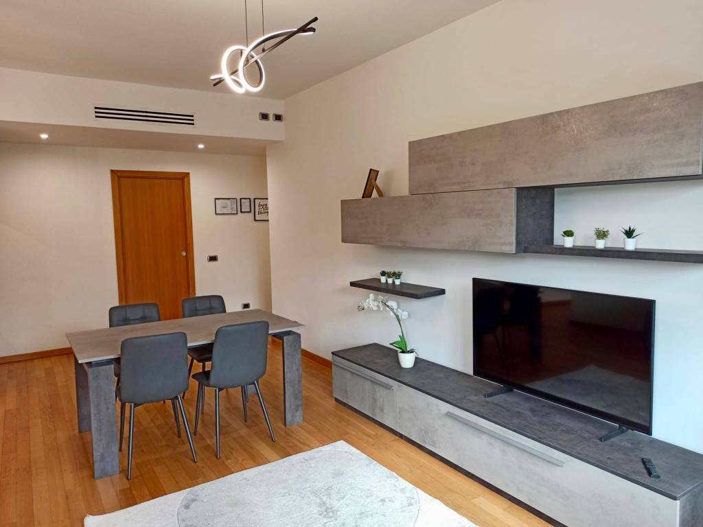 appartamento in vendita a Milano in zona Stazione Centrale