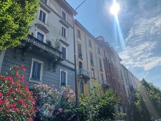 appartamento in vendita a Milano in zona Piazzale Lodi