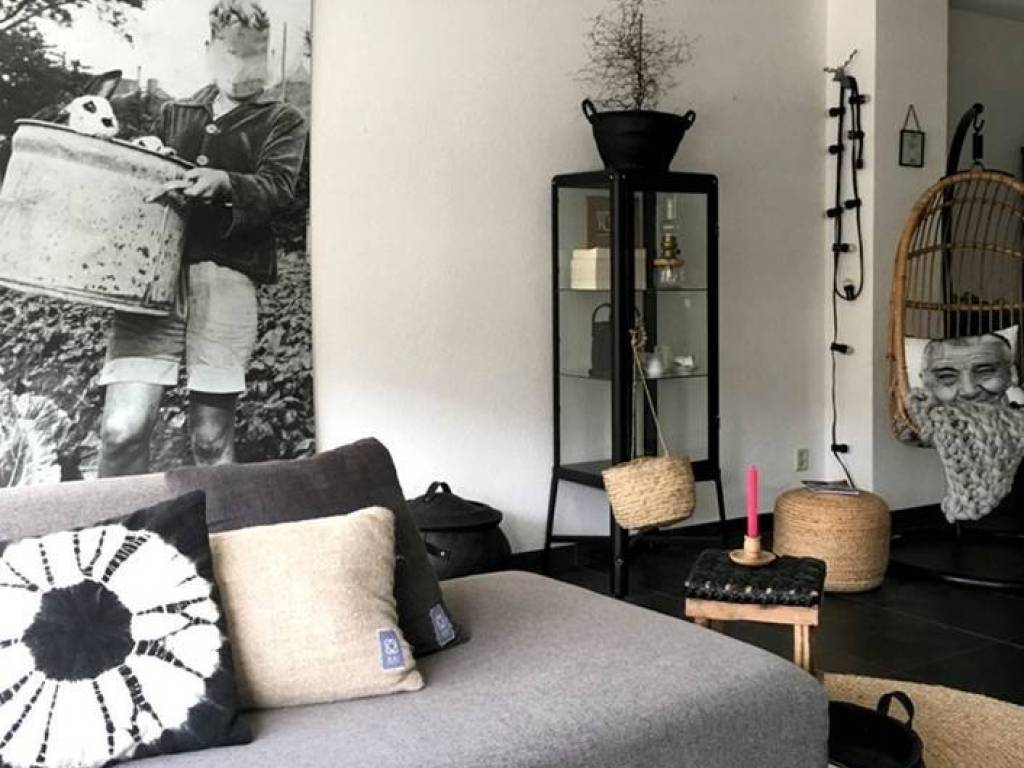 appartamento in vendita a Milano in zona Famagosta