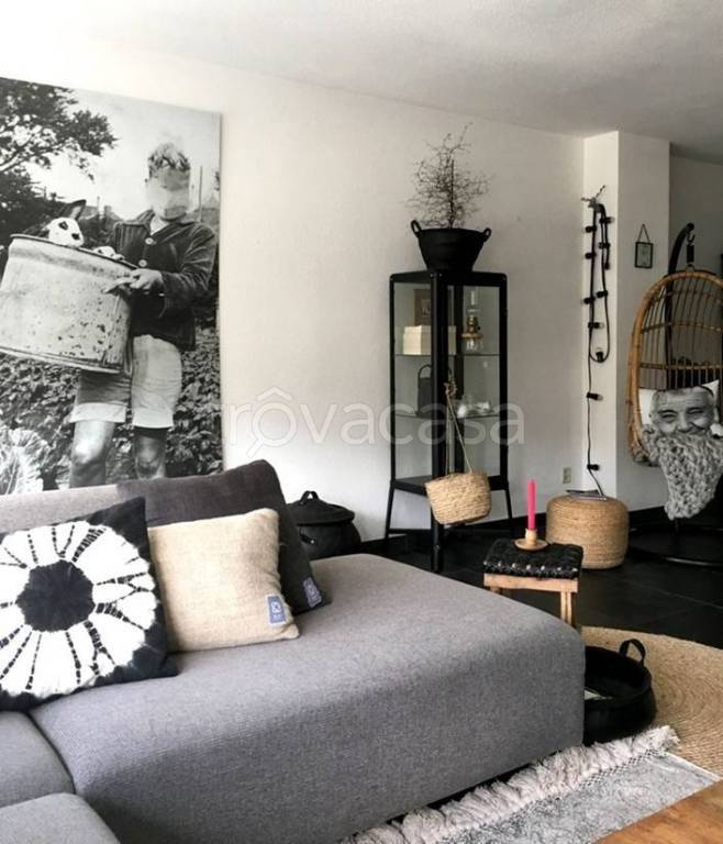 appartamento in vendita a Milano in zona Famagosta