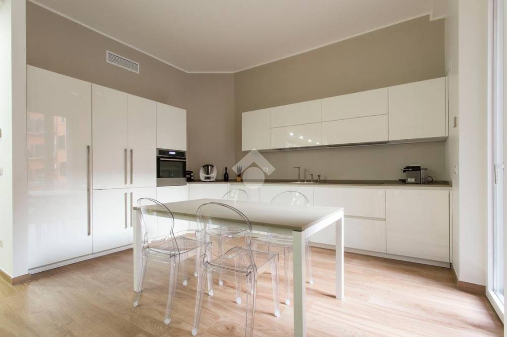 appartamento in vendita a Milano in zona Solari