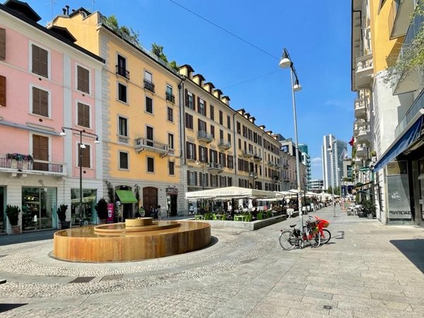 appartamento in vendita a Milano in zona Porta Garibaldi