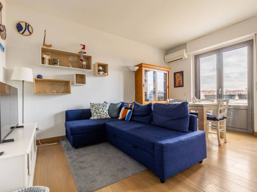 appartamento in vendita a Milano in zona San Cristoforo