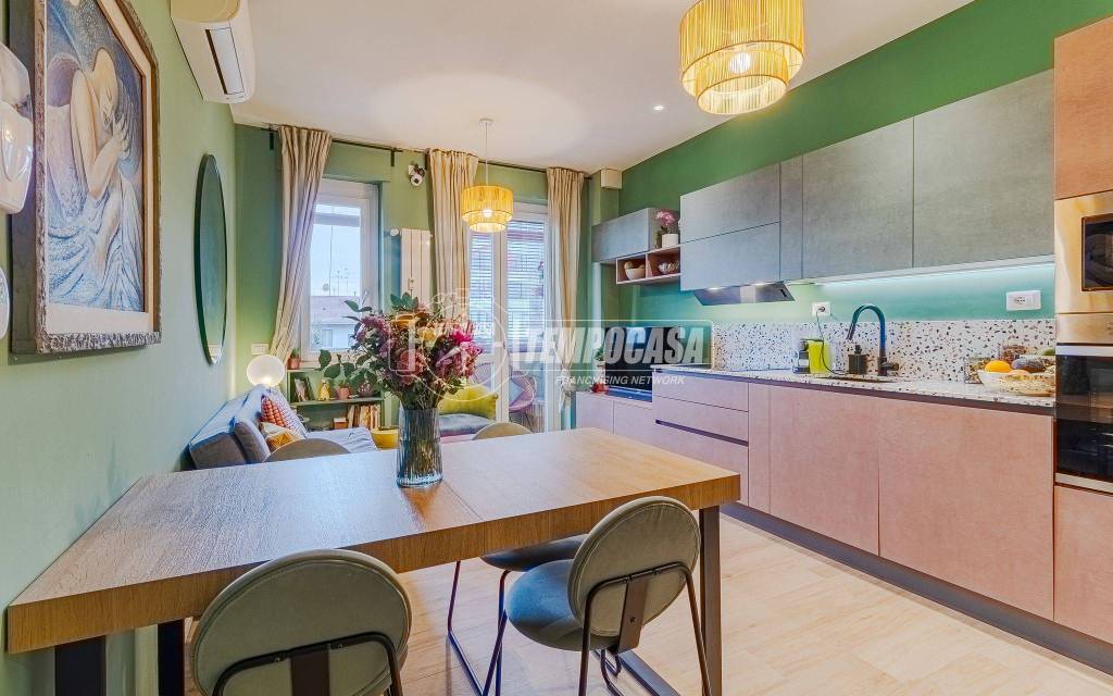 appartamento in vendita a Milano in zona Corvetto