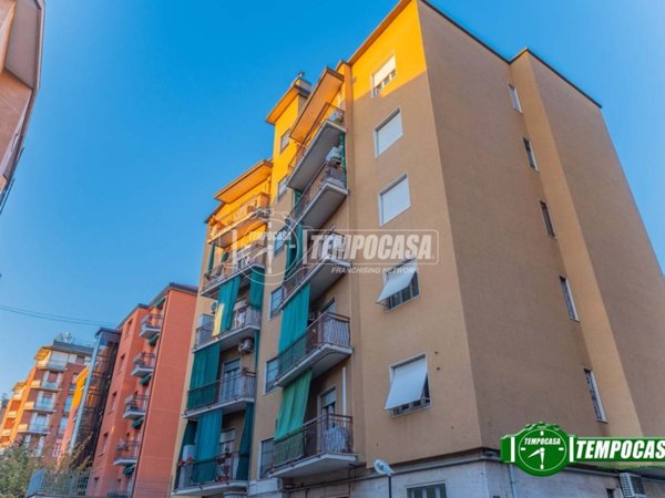 appartamento in vendita a Milano in zona Affori