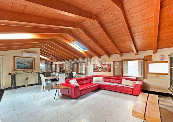 appartamento in vendita a Milano in zona Isola