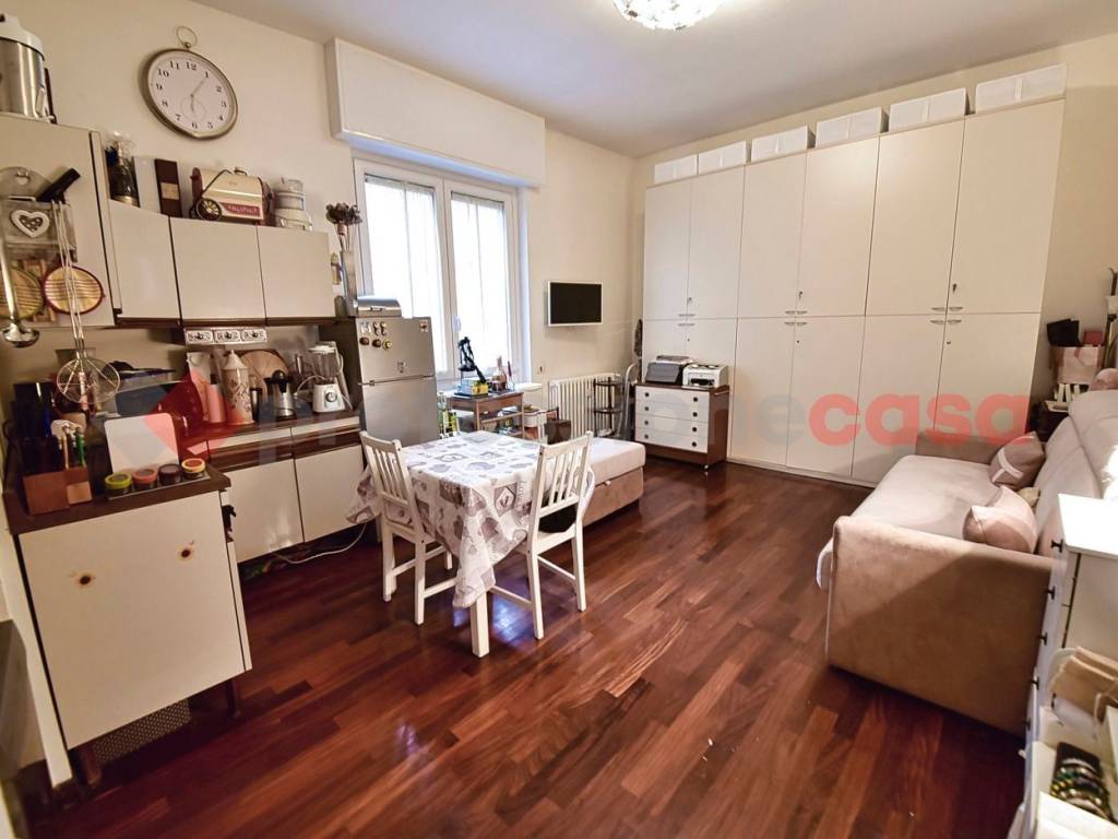 appartamento in vendita a Milano in zona Porta Garibaldi