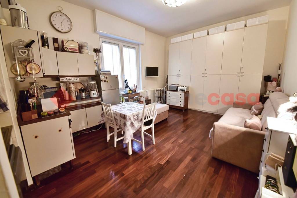 appartamento in vendita a Milano in zona Porta Garibaldi