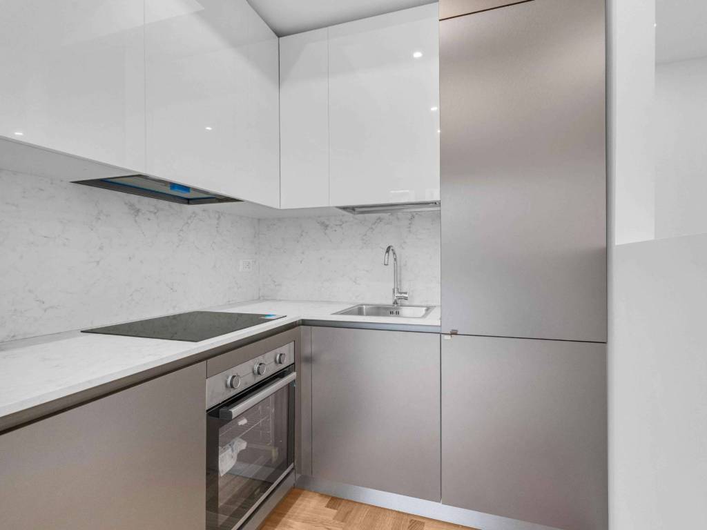 appartamento in vendita a Milano in zona Famagosta