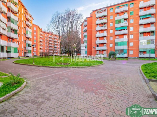 appartamento in vendita a Milano in zona Morsenchio