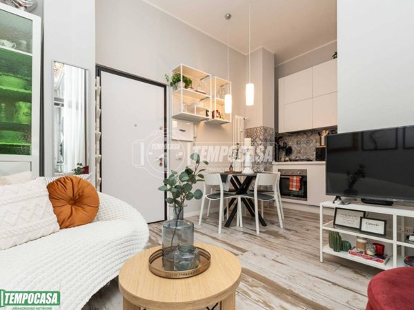 appartamento in vendita a Milano in zona Gorla