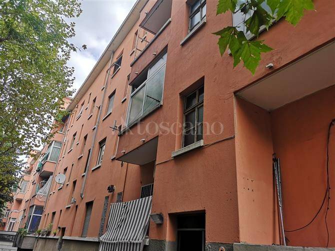 appartamento in vendita a Milano in zona Barona