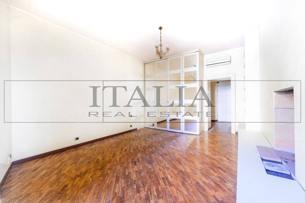 appartamento in vendita a Milano in zona Brera