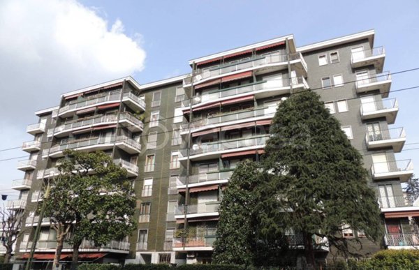appartamento in vendita a Milano in zona Piazzale Lodi
