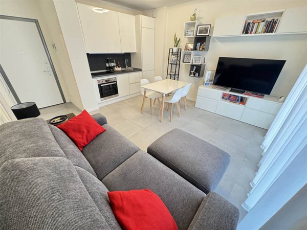 appartamento in vendita a Milano in zona San Cristoforo