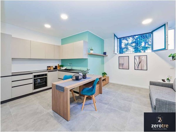 appartamento in vendita a Milano in zona Famagosta