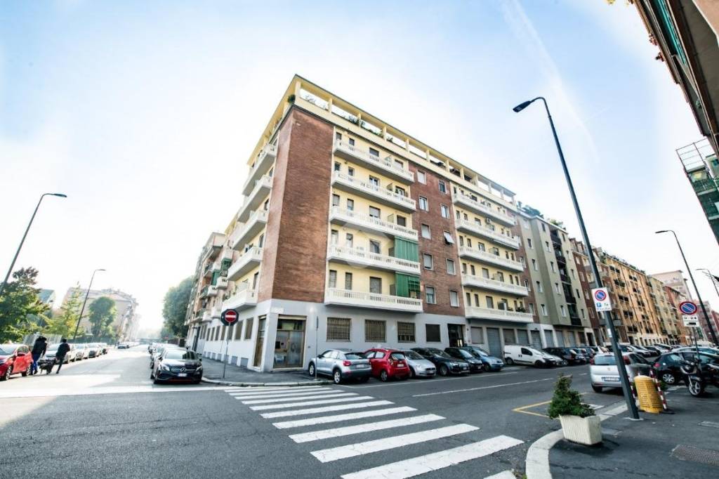 appartamento in vendita a Milano in zona Porta Vittoria
