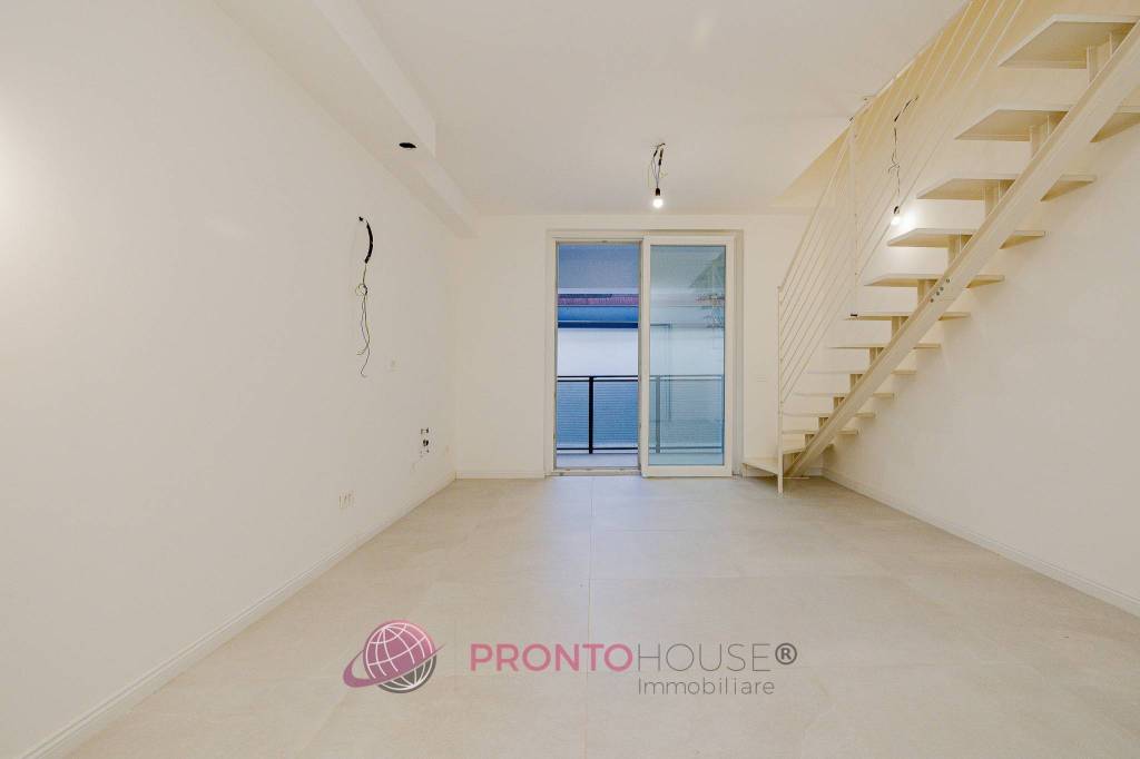 appartamento in vendita a Milano in zona Crescenzago