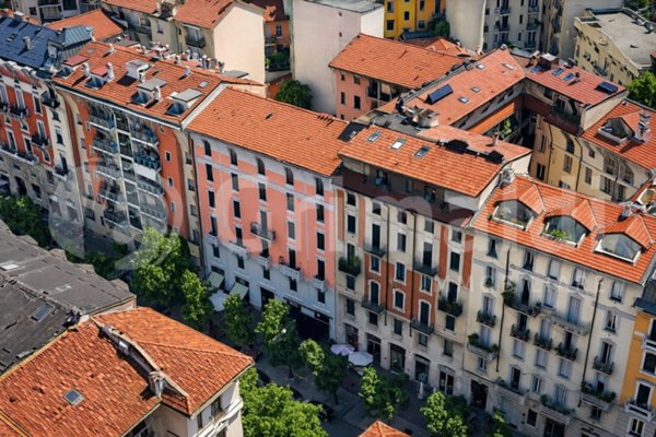 attico in vendita a Milano in zona Isola