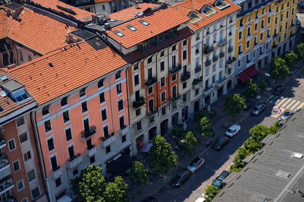 locale di sgombero in vendita a Milano in zona Isola