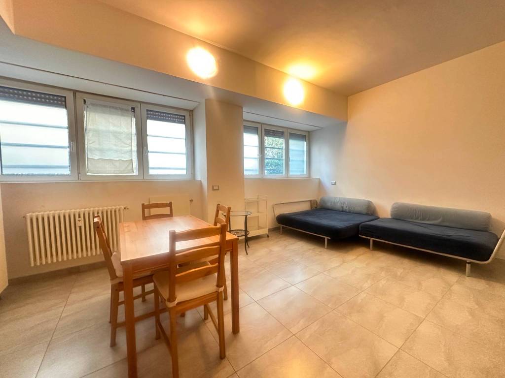 appartamento in vendita a Milano in zona Dergano