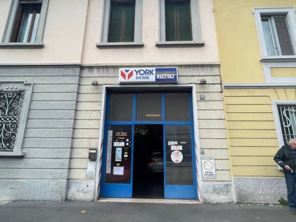 negozio in vendita a Milano