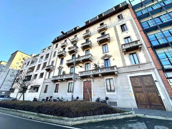 appartamento in vendita a Milano in zona XXII Marzo