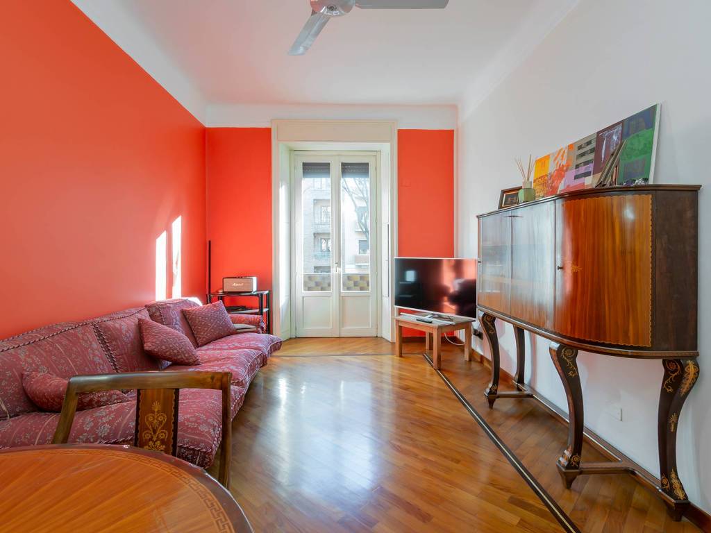 appartamento in vendita a Milano in zona Città Studi