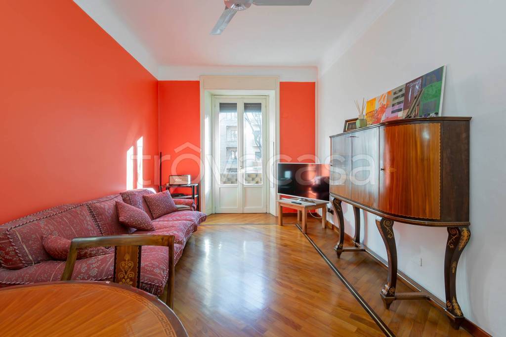 appartamento in vendita a Milano in zona Città Studi