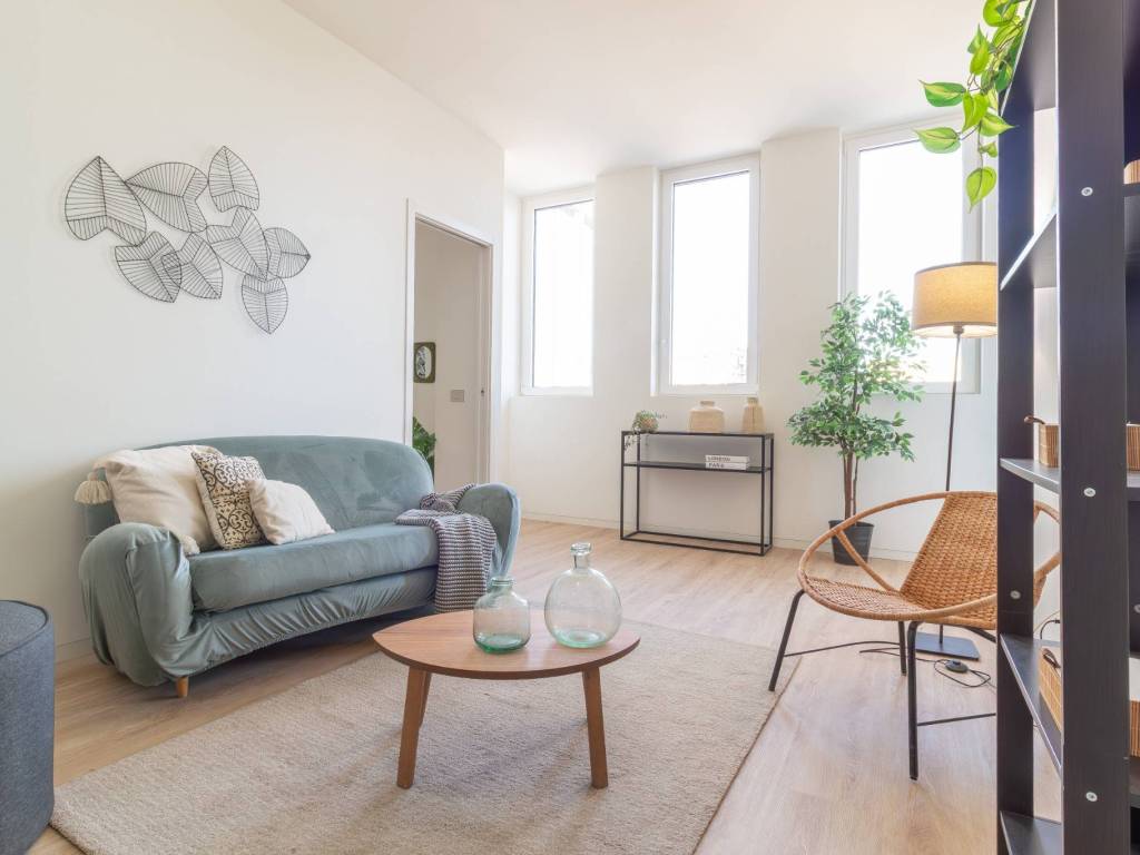 appartamento in vendita a Milano in zona Vigentino
