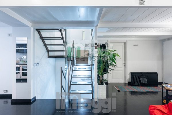 appartamento in vendita a Milano in zona XXII Marzo