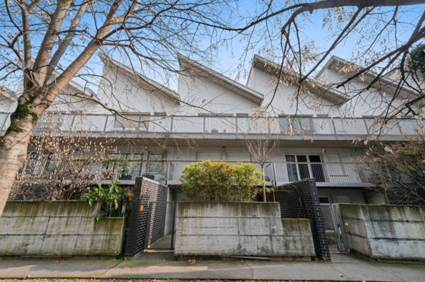 appartamento in vendita a Milano in zona Ortica