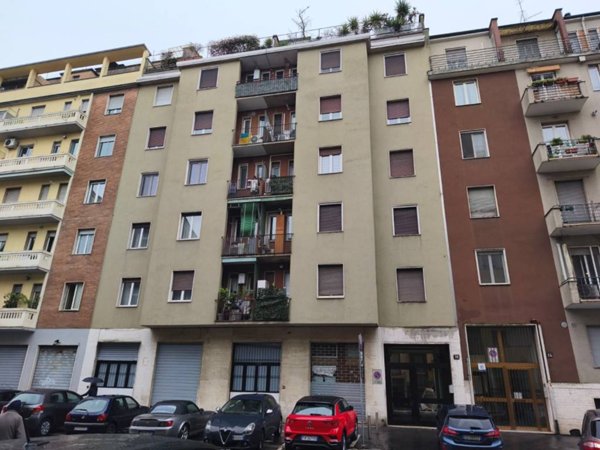appartamento in vendita a Milano in zona Porta Vittoria