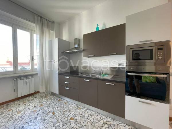 appartamento in vendita a Milano in zona Sant'Ambrogio