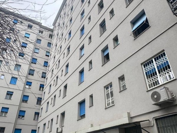 appartamento in vendita a Milano in zona Forze Armate