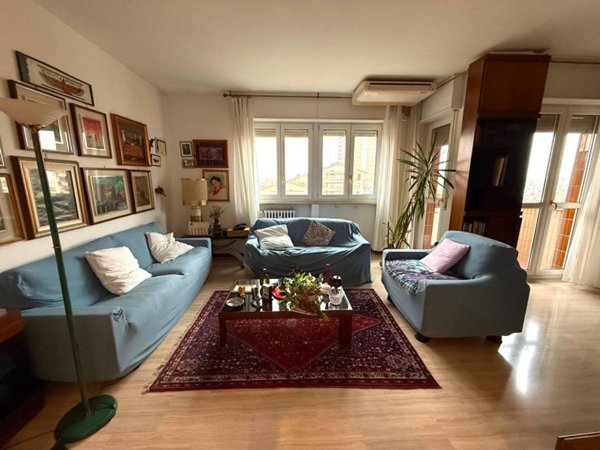 appartamento in vendita a Milano in zona Bovisa