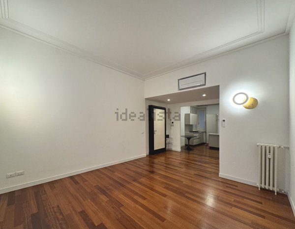 appartamento in vendita a Milano in zona Centro Direzionale