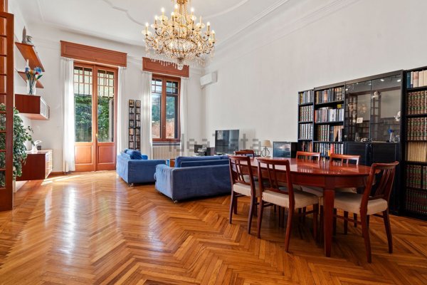 casa indipendente in vendita a Milano in zona Cinque Giornate