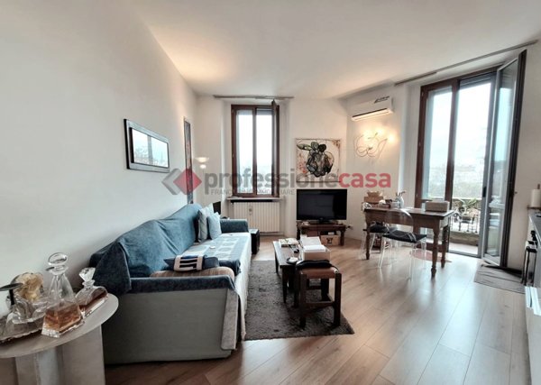 appartamento in vendita a Milano in zona Porta Genova