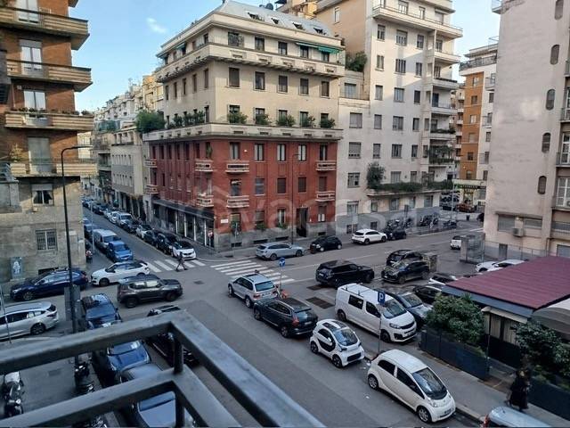 appartamento in vendita a Milano in zona Centro Direzionale