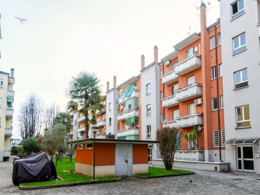 appartamento in vendita a Milano in zona San Siro