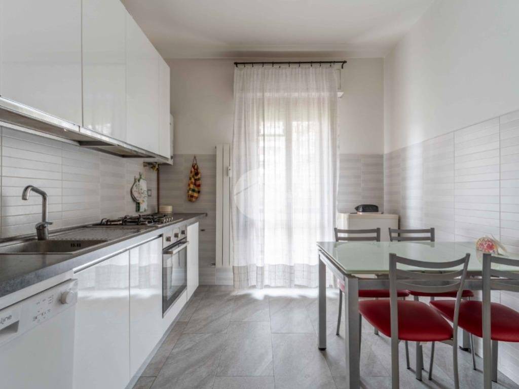appartamento in vendita a Milano in zona Chiesa Rossa
