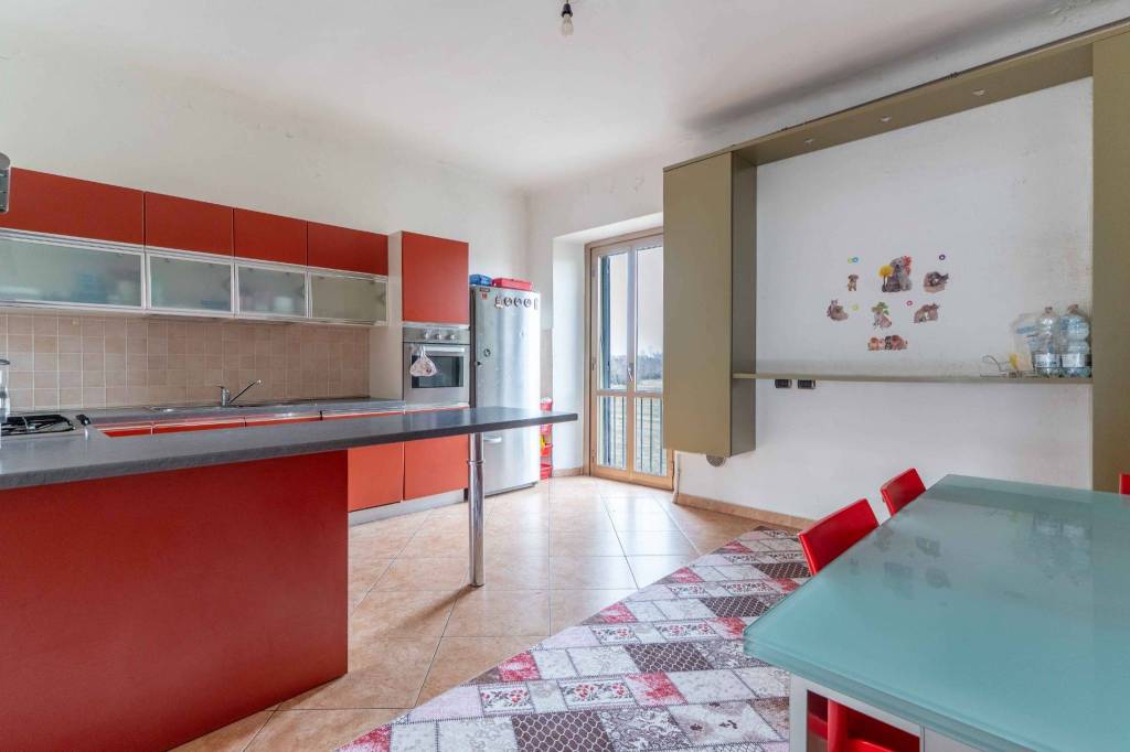 appartamento in vendita a Milano in zona Ronchetto sul Naviglio