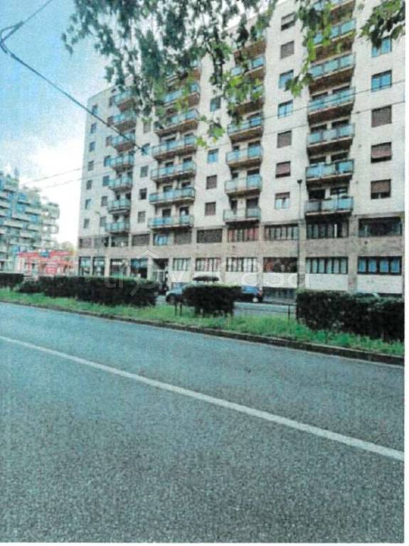 appartamento in vendita a Milano in zona Lambrate